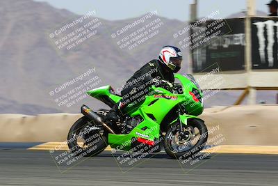 media/Apr-10-2022-SoCal Trackdays (Sun) [[f104b12566]]/Turn 9 (130pm)/